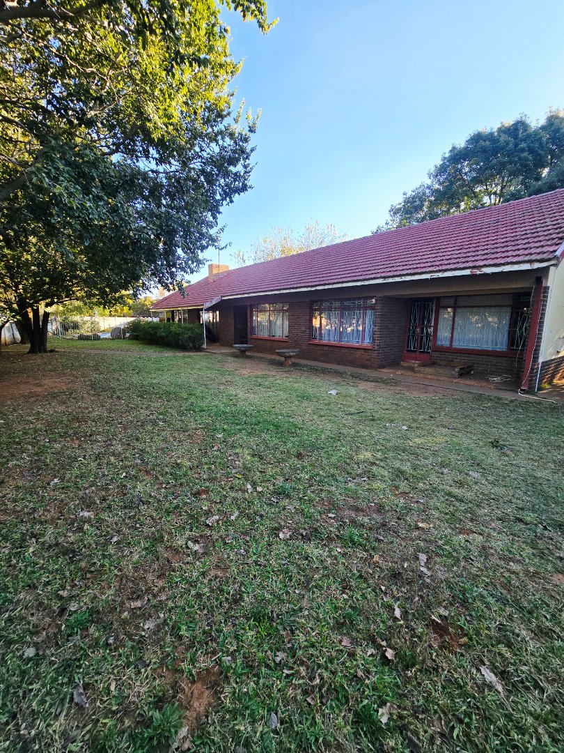 4 Bedroom Property for Sale in Wilkoppies North West